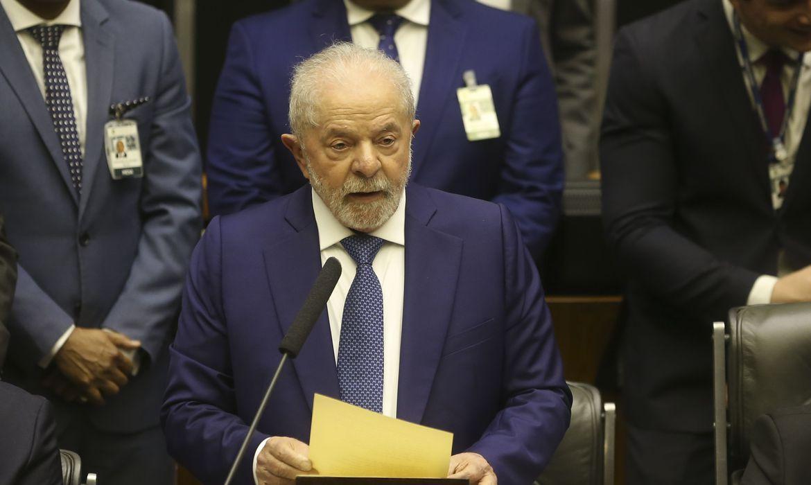 Em Seu Primeiro Dia Como Presidente Lula Assina 52 Decretos E 4 MPs