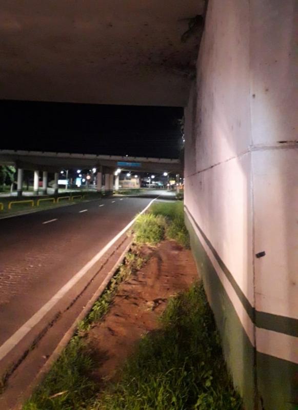 Furto de cabos de energia deixa viaduto de Valinhos sem iluminação