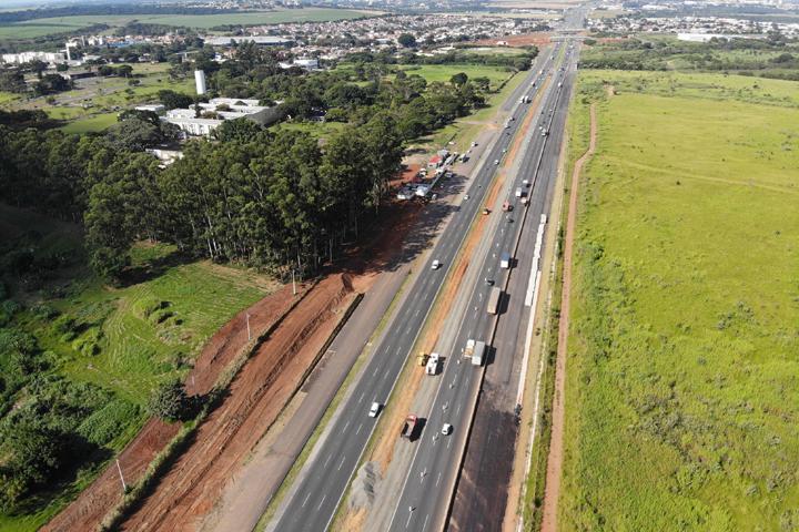 Rota das Bandeiras executa obras de recuperação do pavimento na rodovia D. Pedro I (SP-065), em Campinas