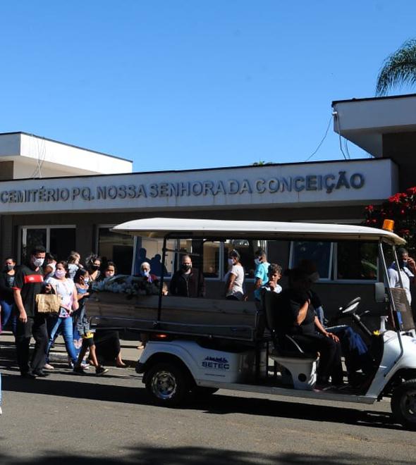 Jovem é morta a facadas por ex-companheiro em Campinas