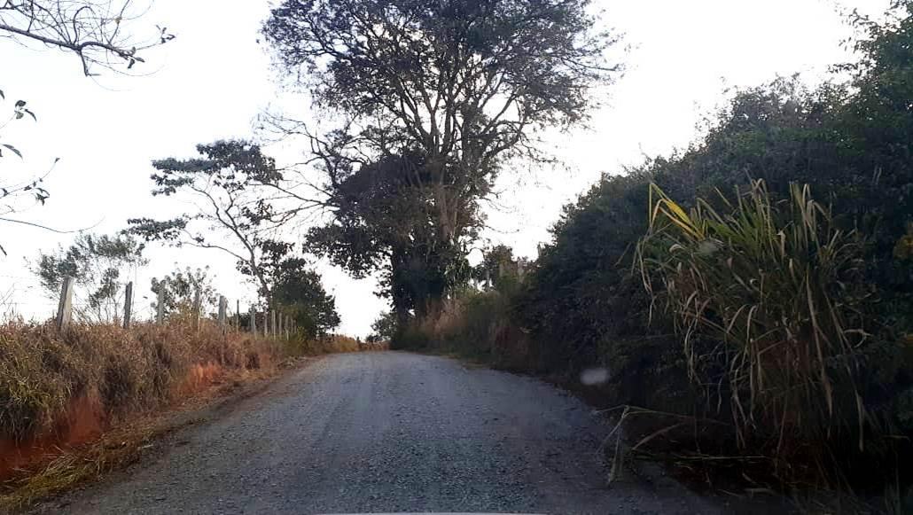 Prefeitura de Morungaba realiza manutenção em estrada