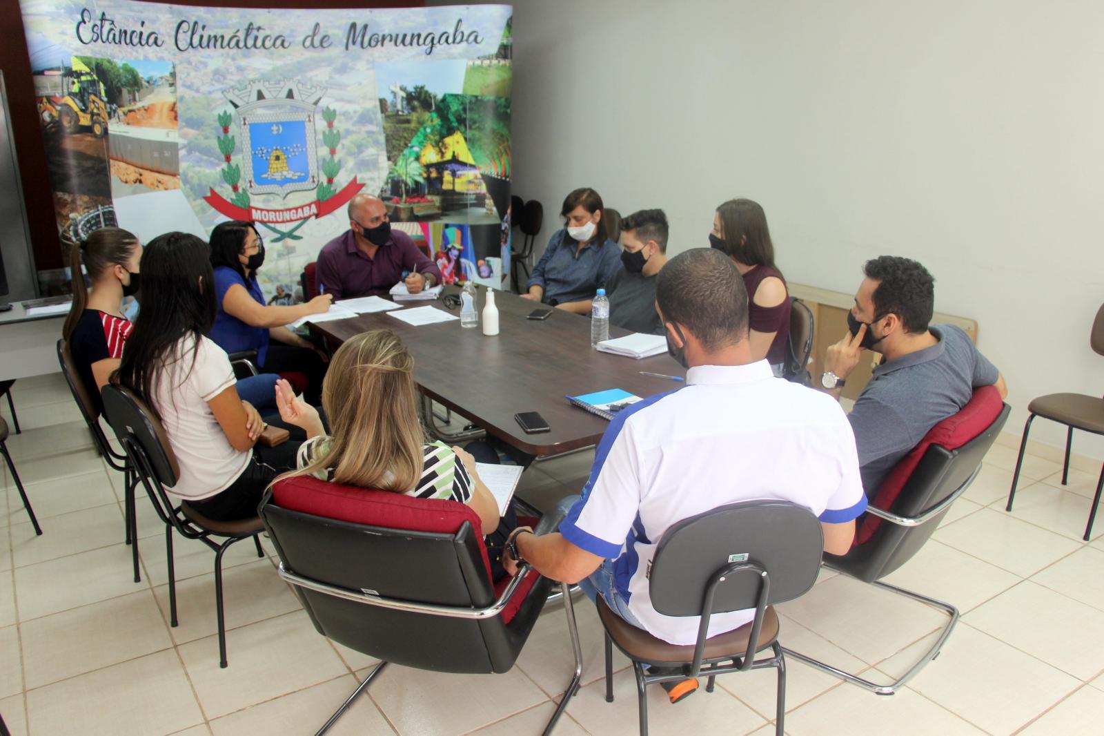 Marquinho de Oliveira recebe membros do Conselho Municipal de Proteção e Defesa dos Animais   