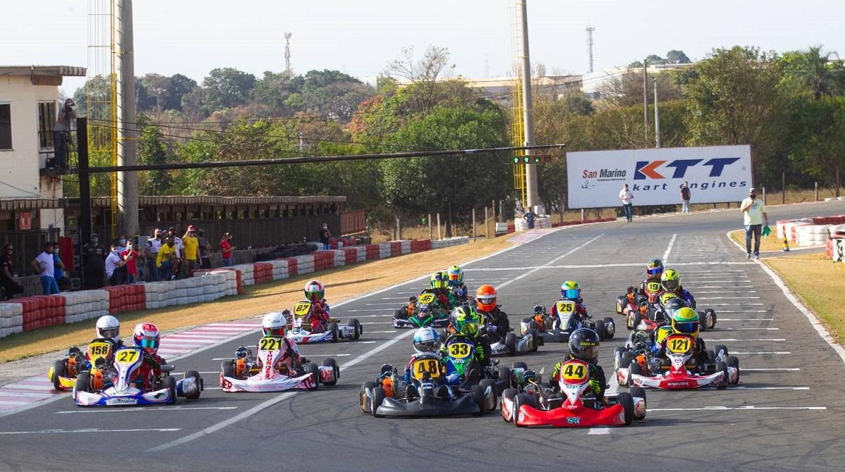 Campeões da Copa F-Racers 2020 de kart serão conhecidos neste sábado, em Paulínia