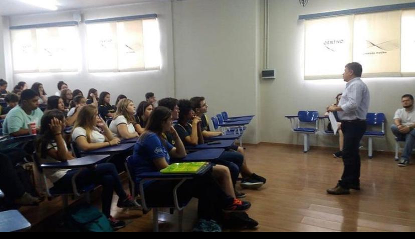 Estudantes brasileiros sofrem com a ansiedade para o vestibular