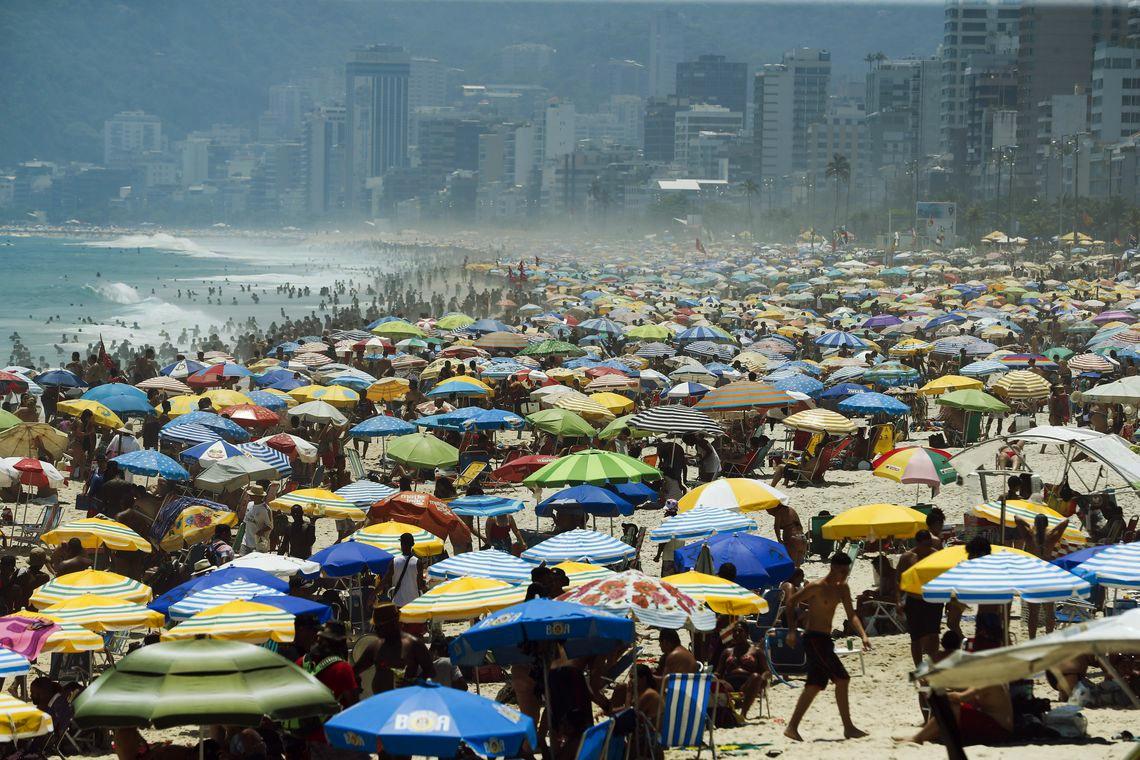 Por que é tão difícil fazer o brasileiro respeitar a quarentena?