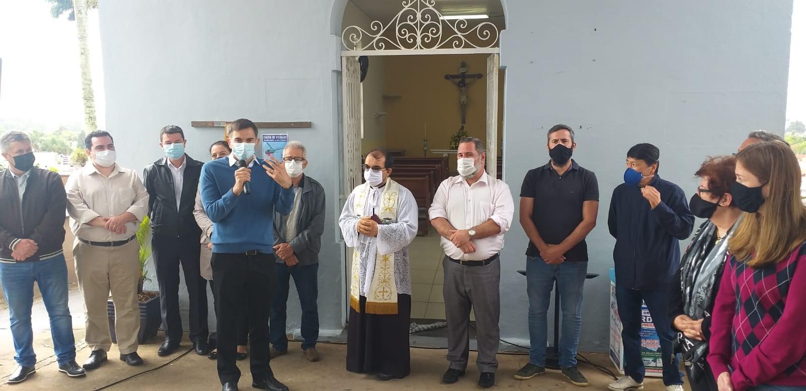 Solenidade marcou entrega de obras nos cemitérios da Saudade e Santíssimo