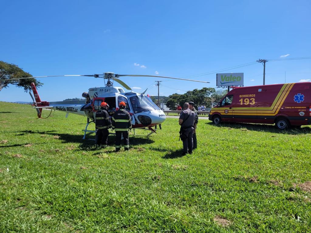 Acidente deixa mulher gravemente ferida na Rodovia Luciano Consoline