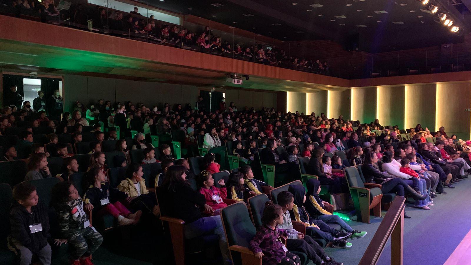 Esquete teatral marca abertura da Semana do Brincar em Itatiba