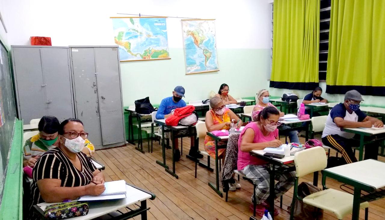 EJA encerra matrículas nesta sexta e Educação Infantil inicia inscrições na segunda