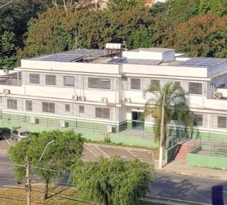 Em parceria com a CPFL, Prefeitura de Valinhos instala placas fotovoltaicas na UPA