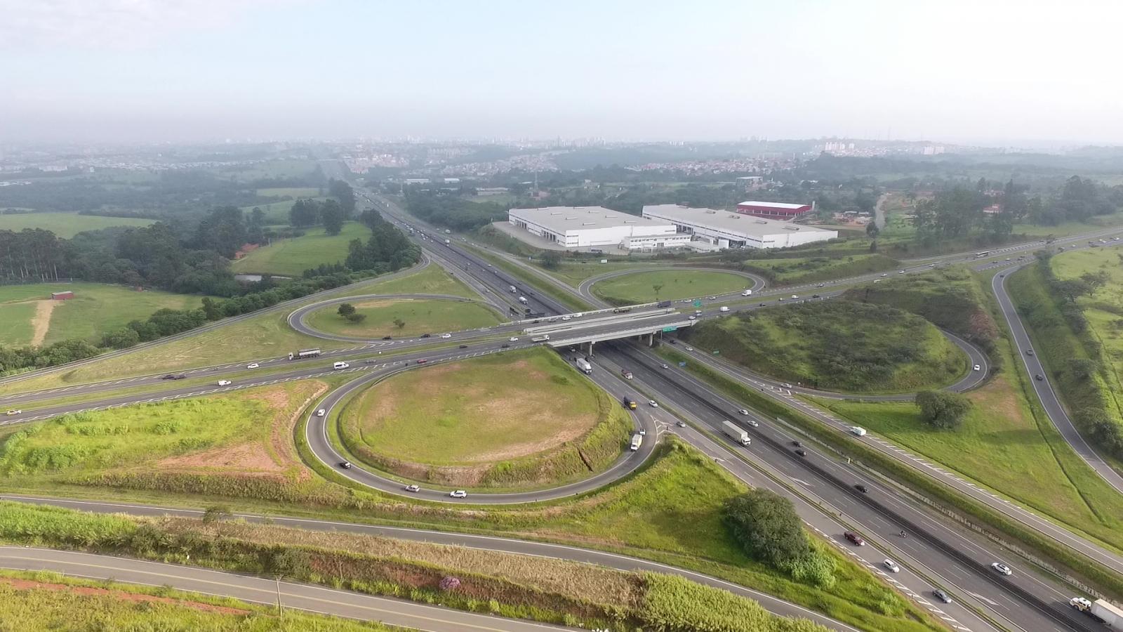 Entroncamento do anel viário Magalhães Teixeira (SP-083) com a Anhanguera (SP-330) terá obras noturnas a partir desta quinta (11)