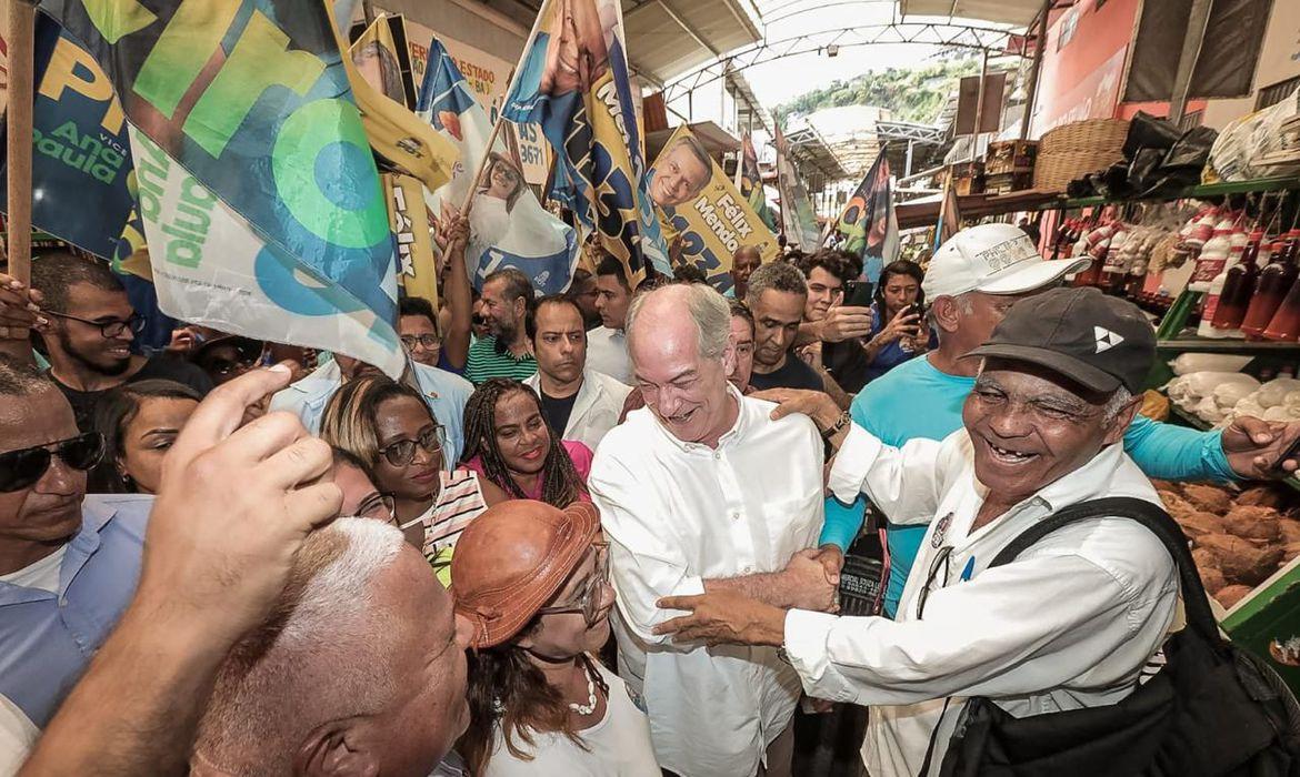 Ciro Gomes critica autonomia do Banco Central