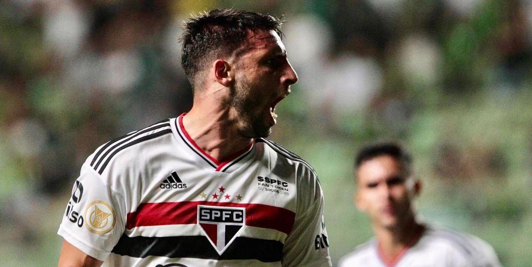 Com gol aos 45 minutos, São Paulo vence América-MG e se recupera