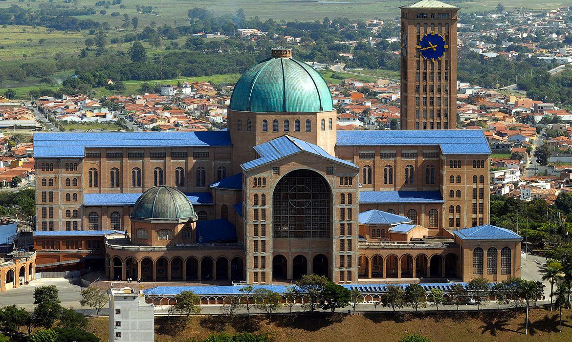 Novena da Padroeira começa hoje no Santuário de Aparecida