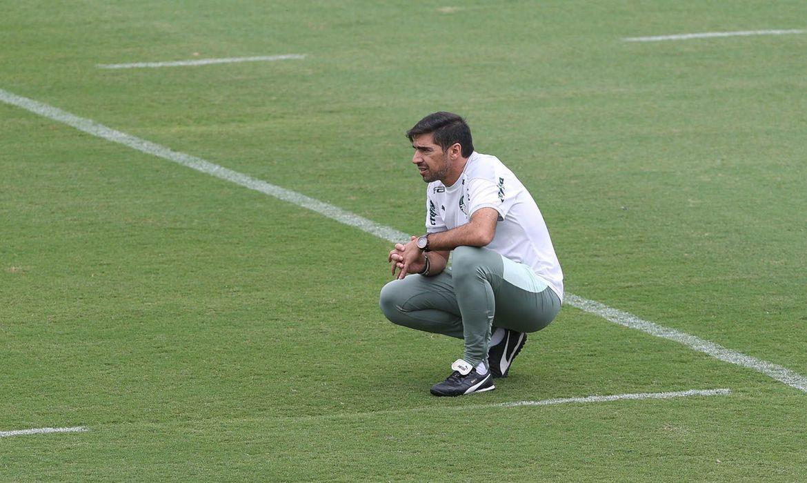 Abel Ferreira concorre ao prêmio de melhor técnico do mundo da IFFHS