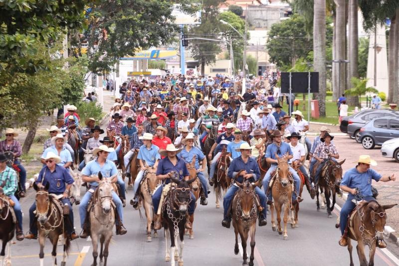 Desfile de Muladeiros deve reunir mil cavaleiros domingo em Valinhos