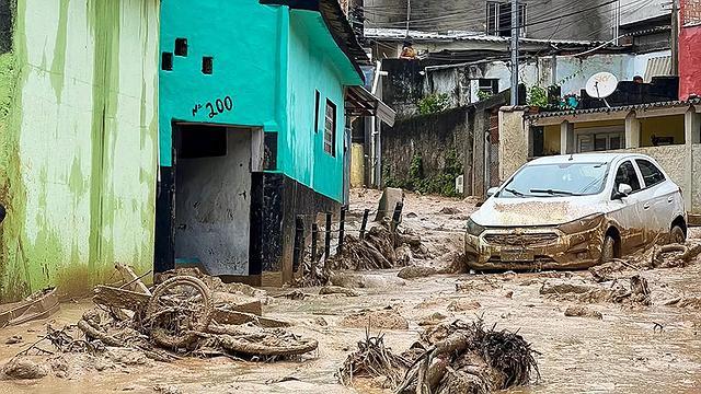 Louveira e Vinhedo abrem postos de doações para Litoral Norte