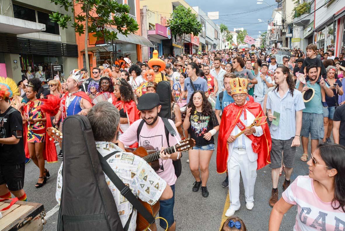 Segunda de Carnaval (20/02) vem com Desbocados, Roda de Samba e Pegada Nossa