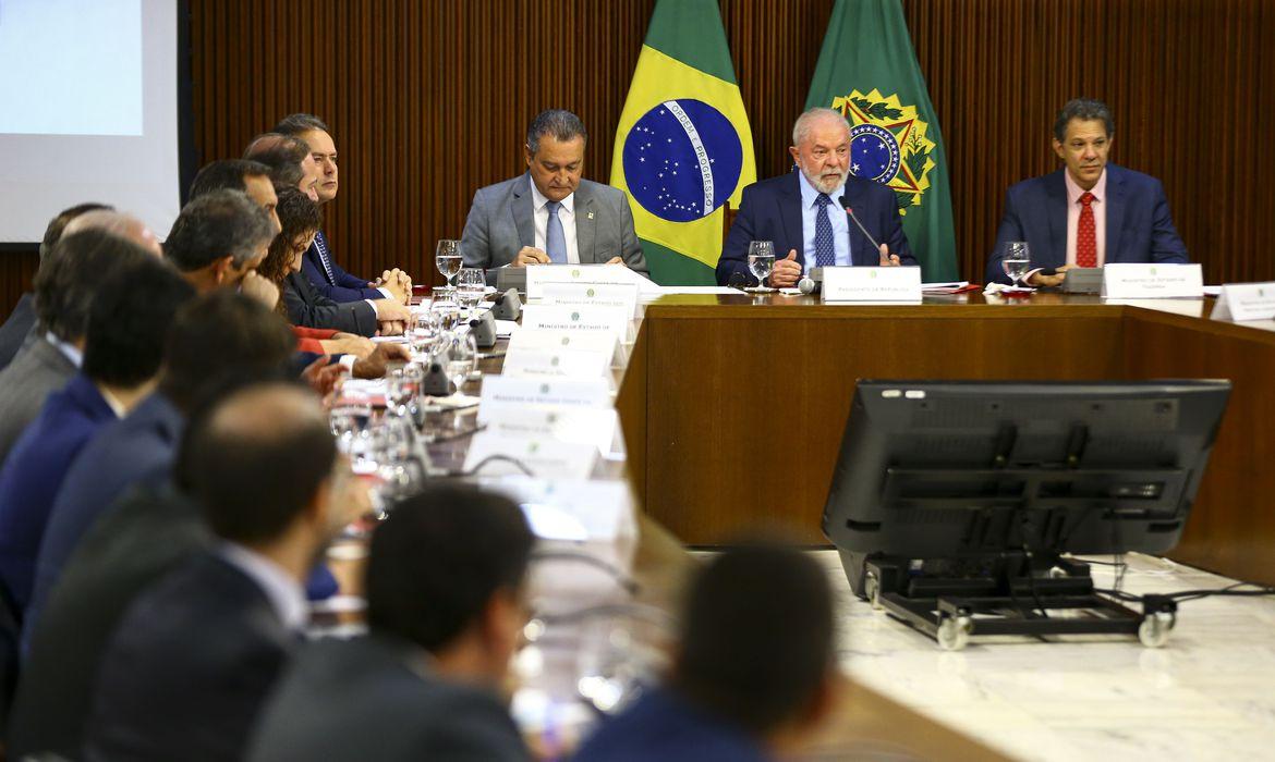 Governo federal passará a fazer investimento direto por PPP