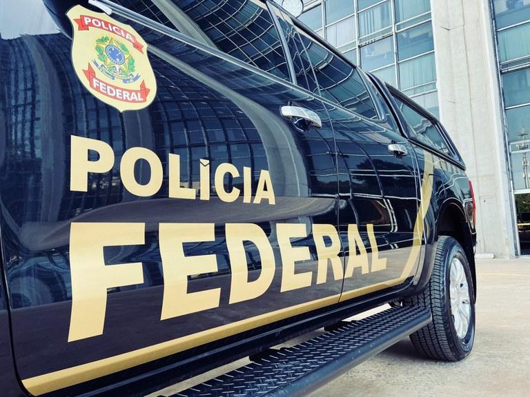 Polícia Federal faz operação contra fraudes no Auxílio Emergencial