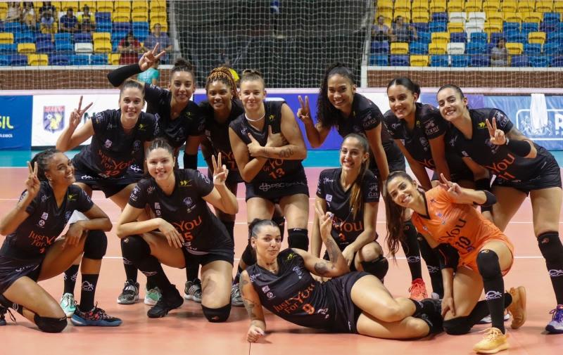 Vôlei Vinhedo convoca torcida para jogo decisivo nesta terça em casa