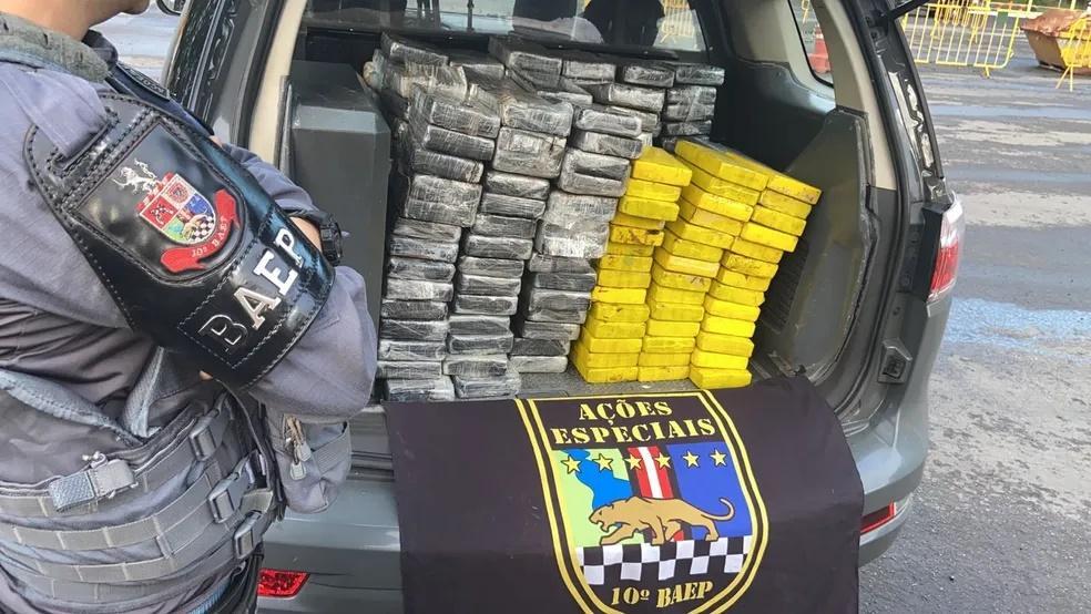 Baep intercepta carga de R$ 7,5 milhões em cocaína em Santa Bárbara