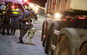 Polícia Militar de SP apreende um milhão de reais em cocaína na região da Cracolândia