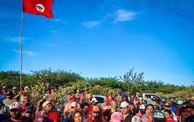 Sem-terra ocupam fazenda pertencente à Embrapa Semiárido