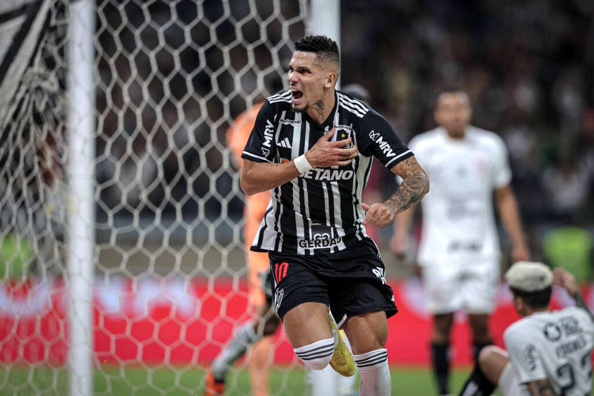 Corinthians é derrotado pelo Atlético-MG no jogo de ida das oitavas