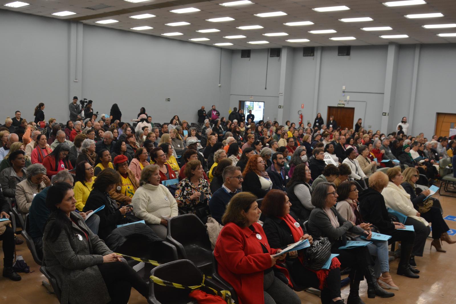 Palestra marca o lançamento do Projeto Vivências para a Melhor Idade