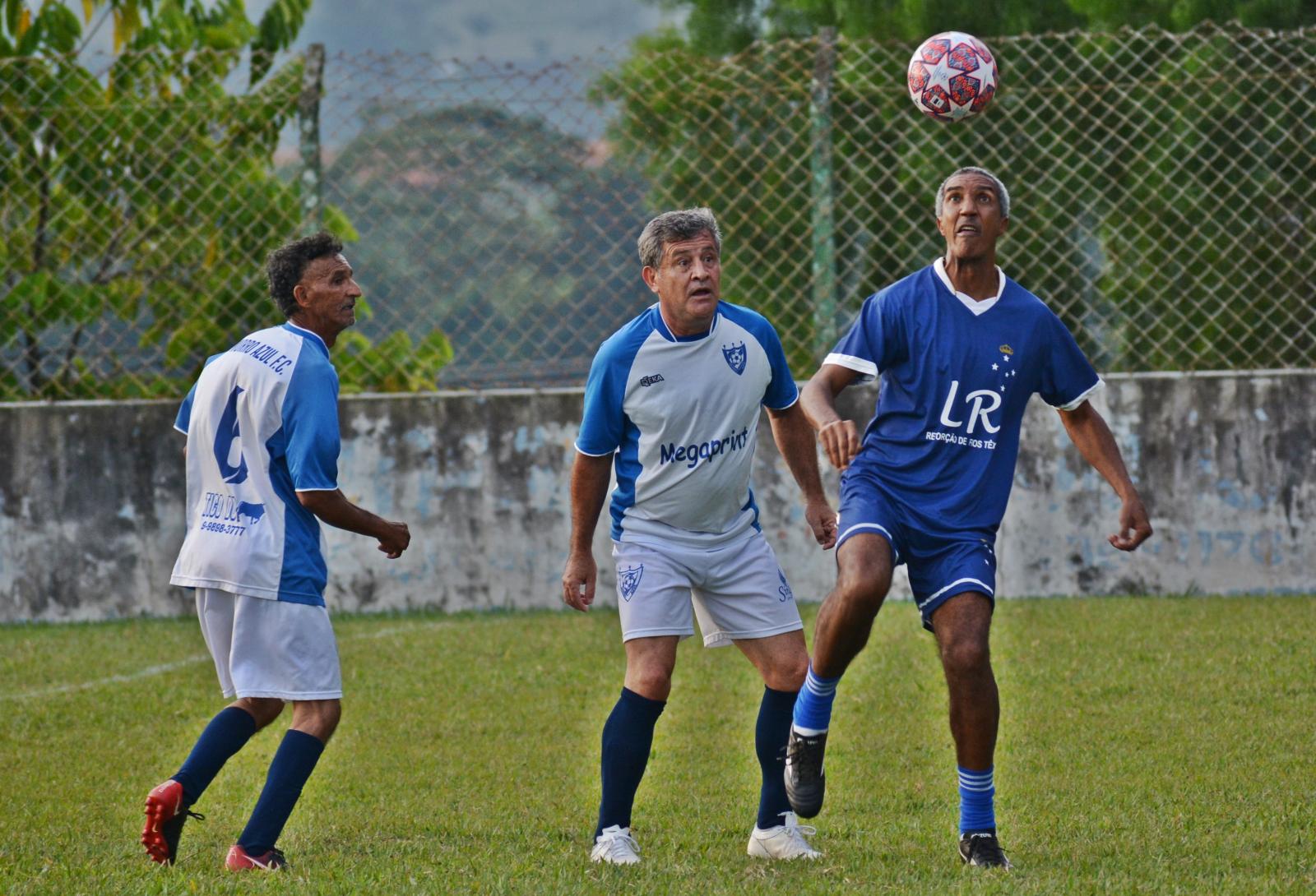 São João e Bandeirantes lideram na Taça Hazimu Bando de Futebol