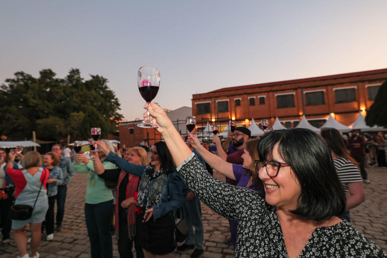 Dia do Vinho: Vinícolas levam qualidade do vinho jundiaiense ao Expressa