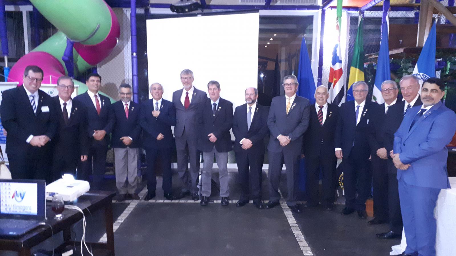 Nova diretoria do Rotary Club para ano rotário 2023/2024 é empossada