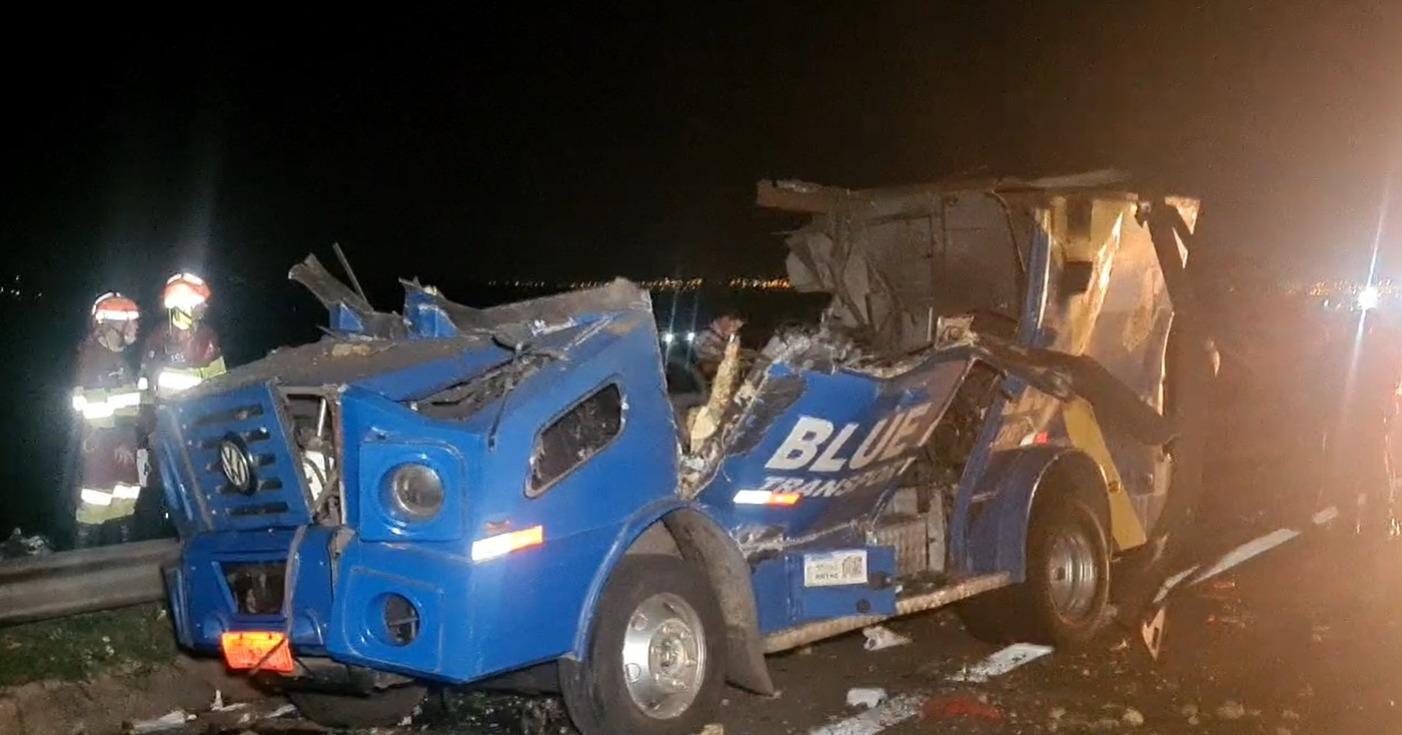 Criminosos atacam carro-forte na Rodovia Anhanguera, em Limeira