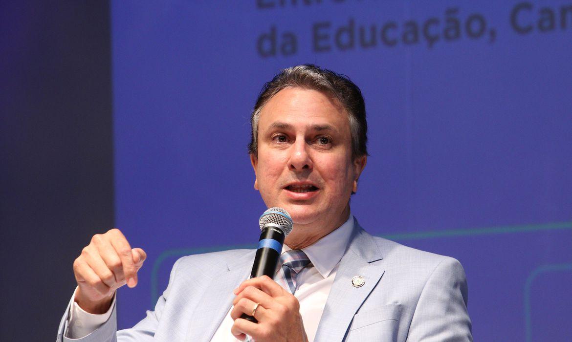 Governo pretende estimular educação profissionalizante no ensino médio