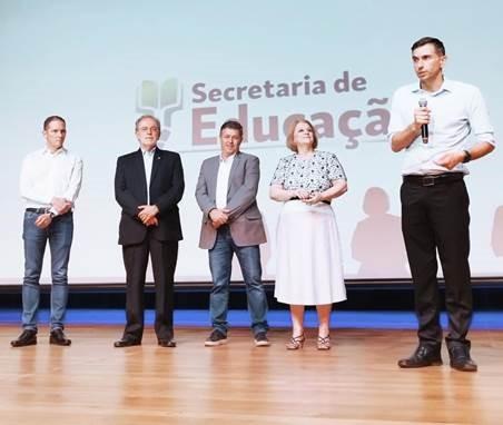 3º Fórum Municipal de Educação segue até esta quinta-feira