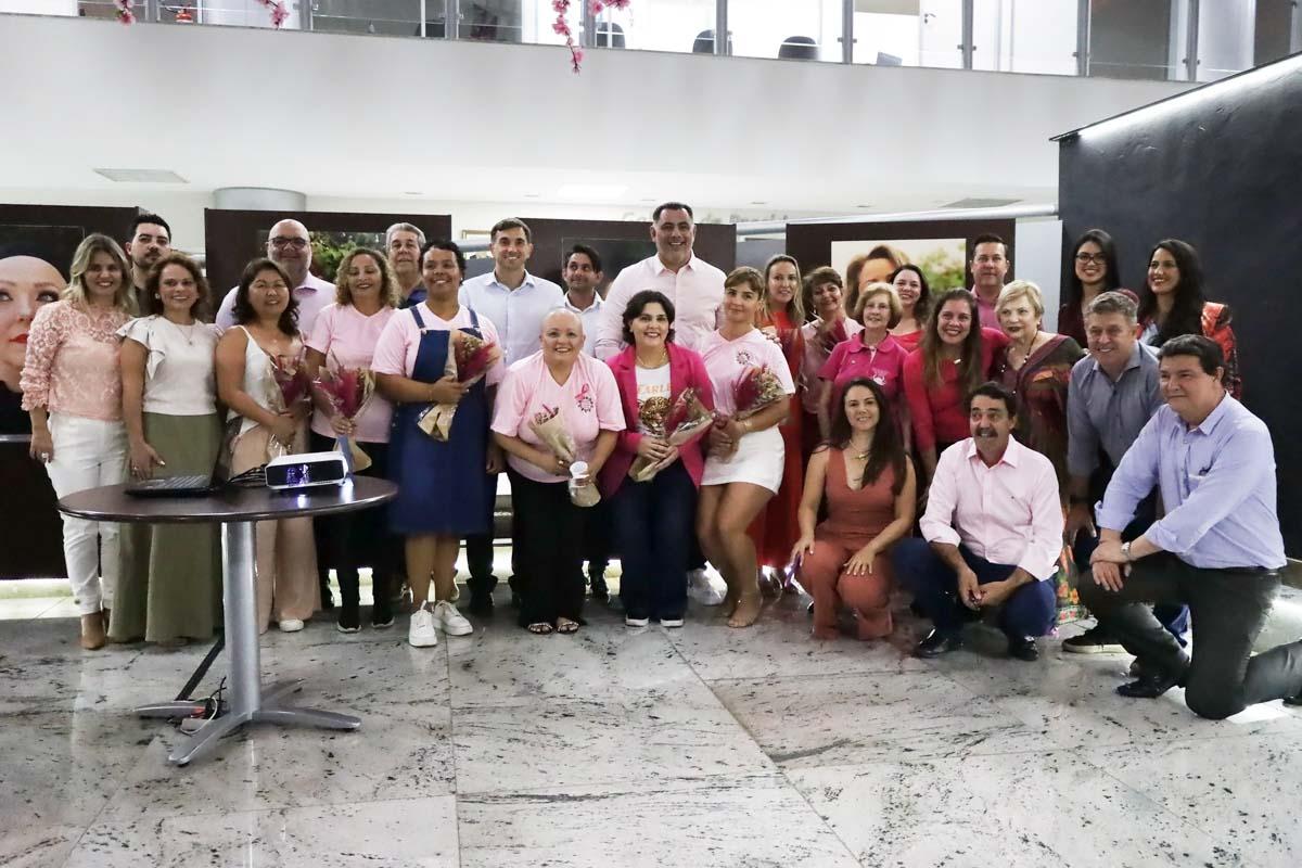 Exposição fotográfica integra programação do Outubro Rosa