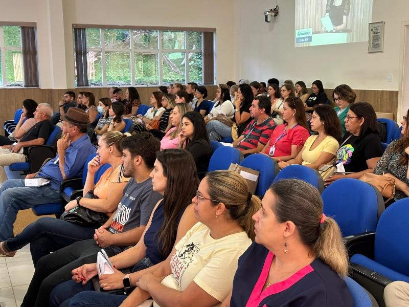 Inédito na região, Encontro sobre o Transtorno do Espectro Autista debateu diagnóstico, acolhimento e inclusão na odontologia