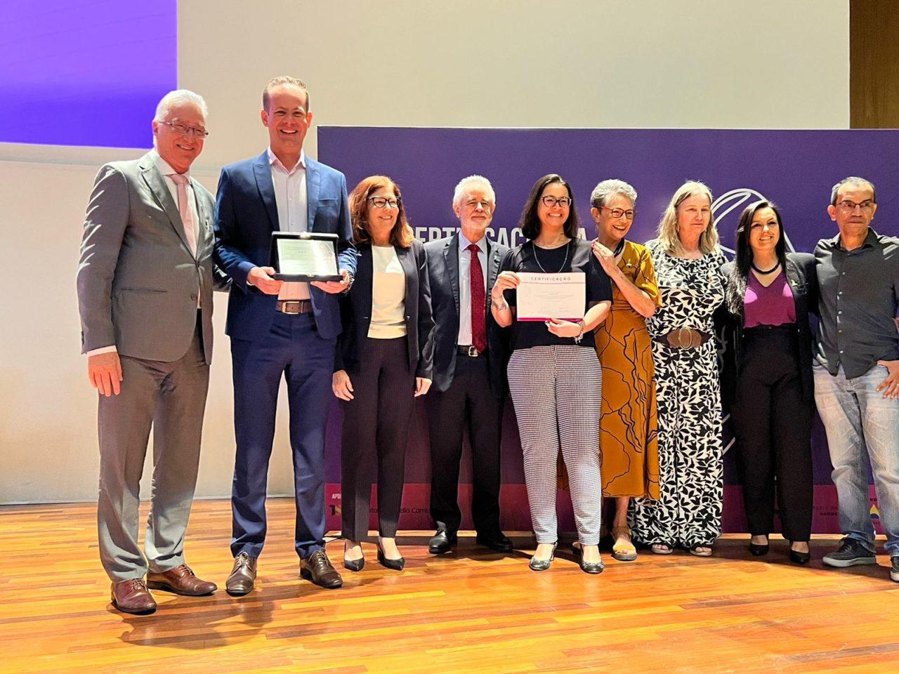 Em Brasília, Jundiaí é premiada por eliminar transmissão vertical do HIV