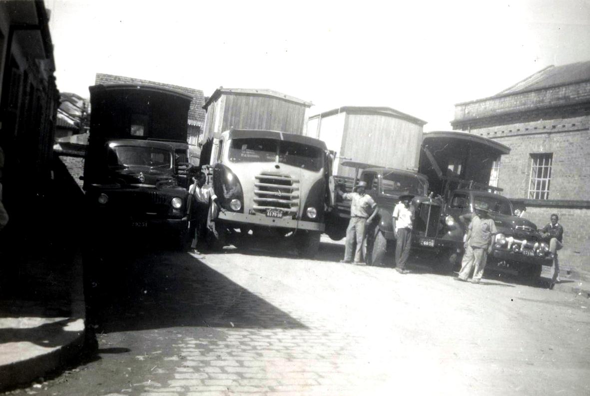 O desmonte da Estrada de Ferro Itatibense 1952