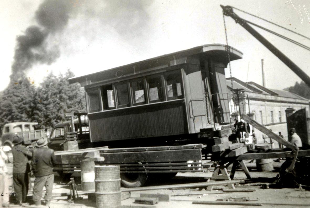 O desmonte da Estrada de Ferro Itatibense 1952