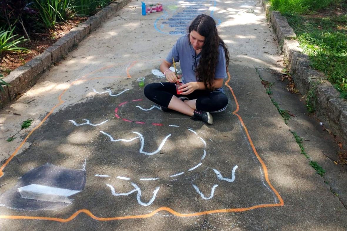 Praça ganha pintura especial com projeto Se Essa Rua Fosse Minha