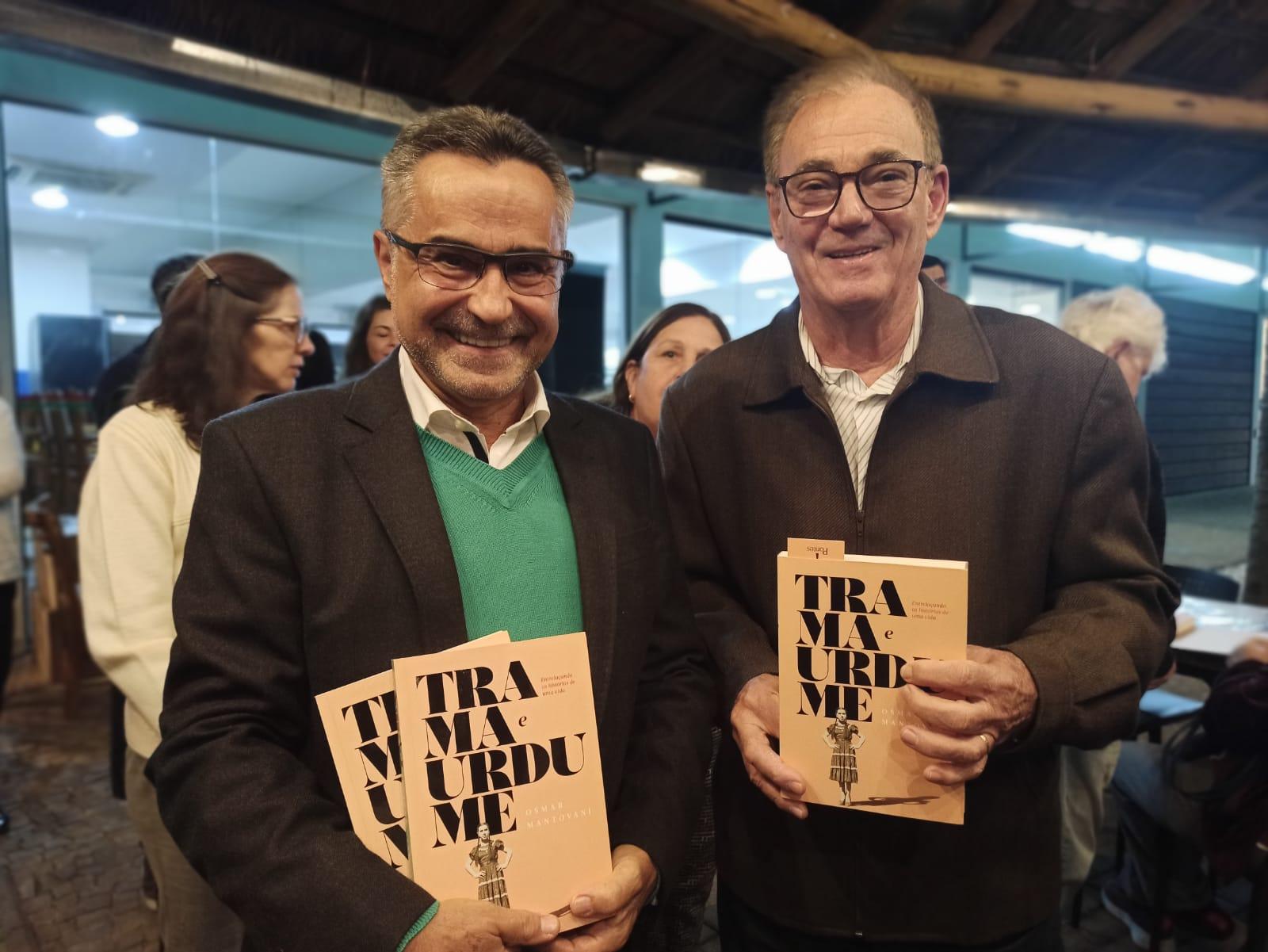 Lançamento do livro  "Trama e Urdume - Entrelaçando as histórias de uma vida" 