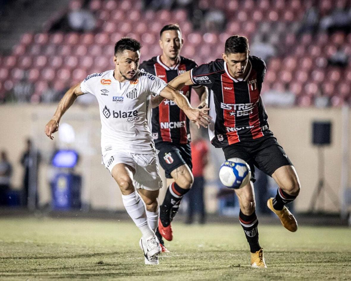  Botafogo derrota o Santos em Londrina e vence primeira