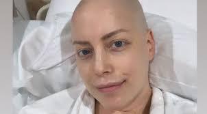 Fabiana Justus volta a ser internada 63 dias após transplante de medula
