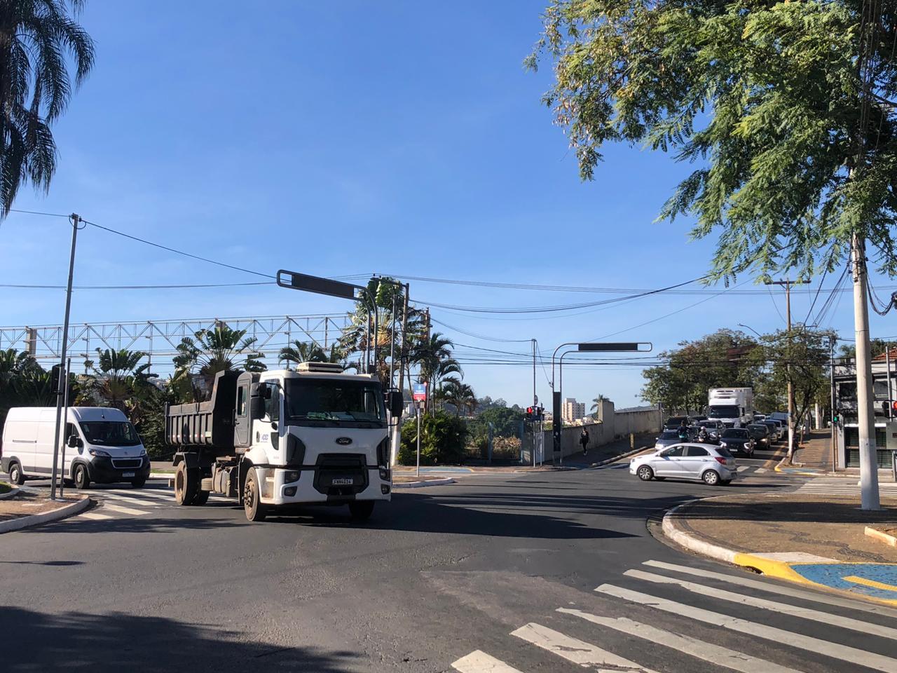 Valinhos vai restringir circulação de veículos pesados em vias da cidade; penalidades estão previstas