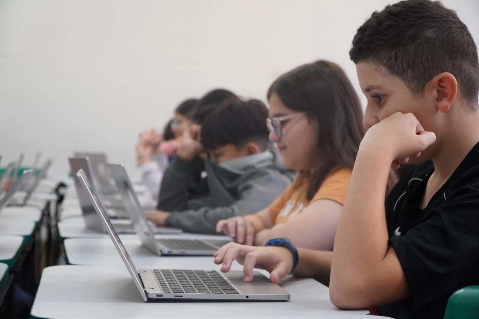 393,1 mil estudantes da região de Campinas farão primeira olimpíada de redação do estado em agosto