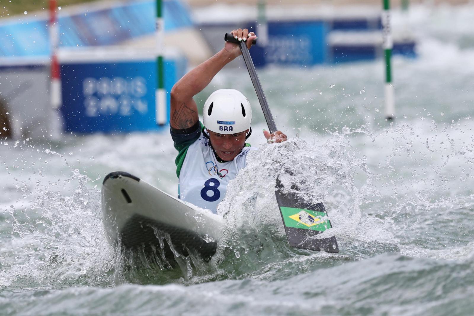 Ana Sátila supera próprio feito com 5º lugar inédito no C1