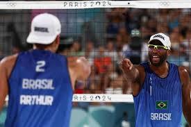 Evandro e Arthur atropelam holandeses e vão às quartas de final no vôlei de praia