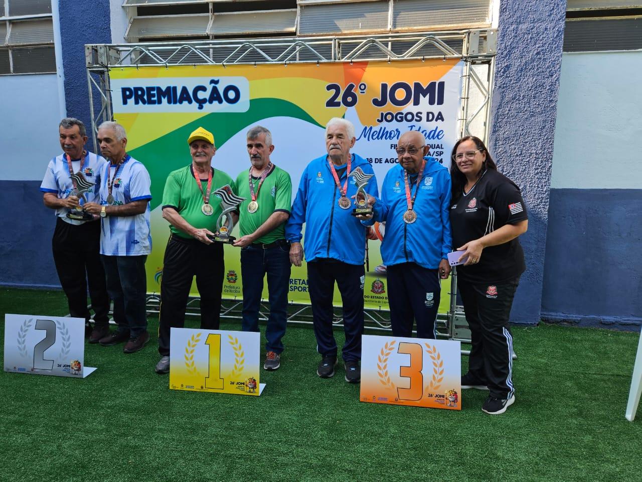 Itatiba é bronze no dominó em duplas - masculino 